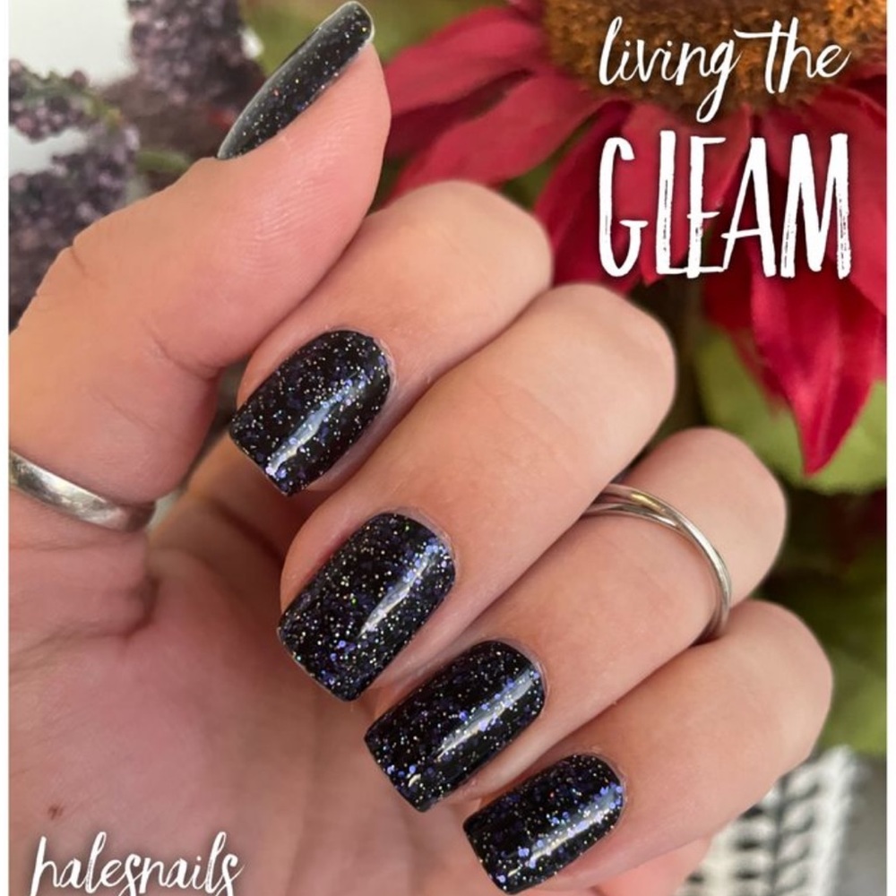 *Retired* Color Street: Living the Gleam | Black Glitter Purple Party Halloween - Picture 11 of 16